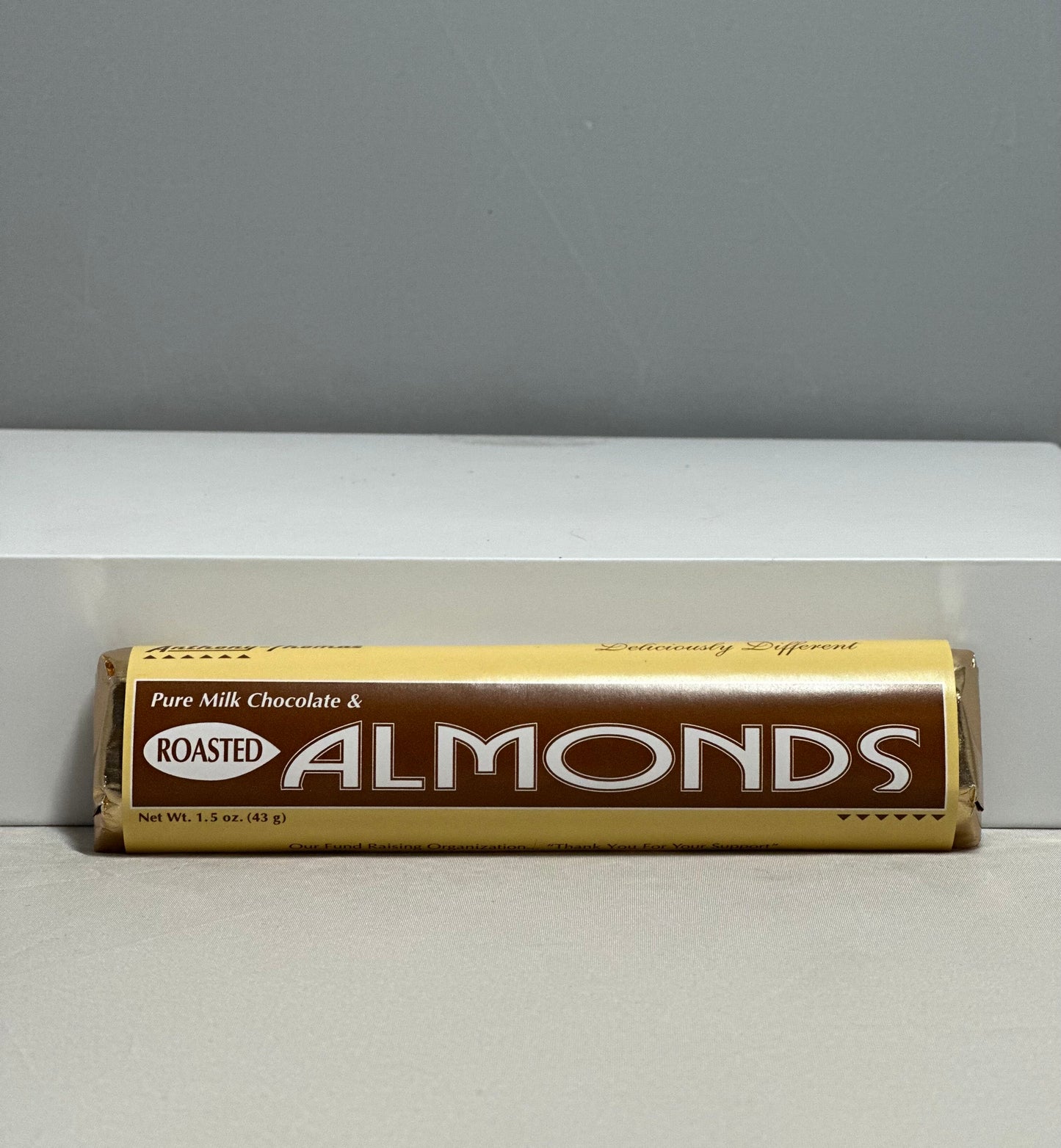 1.5 oz Milk Chocolate with Roasted Almonds Bars